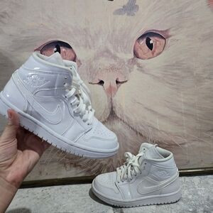 Air Jordan 1 Patent Mid Triple White Women's Size 7